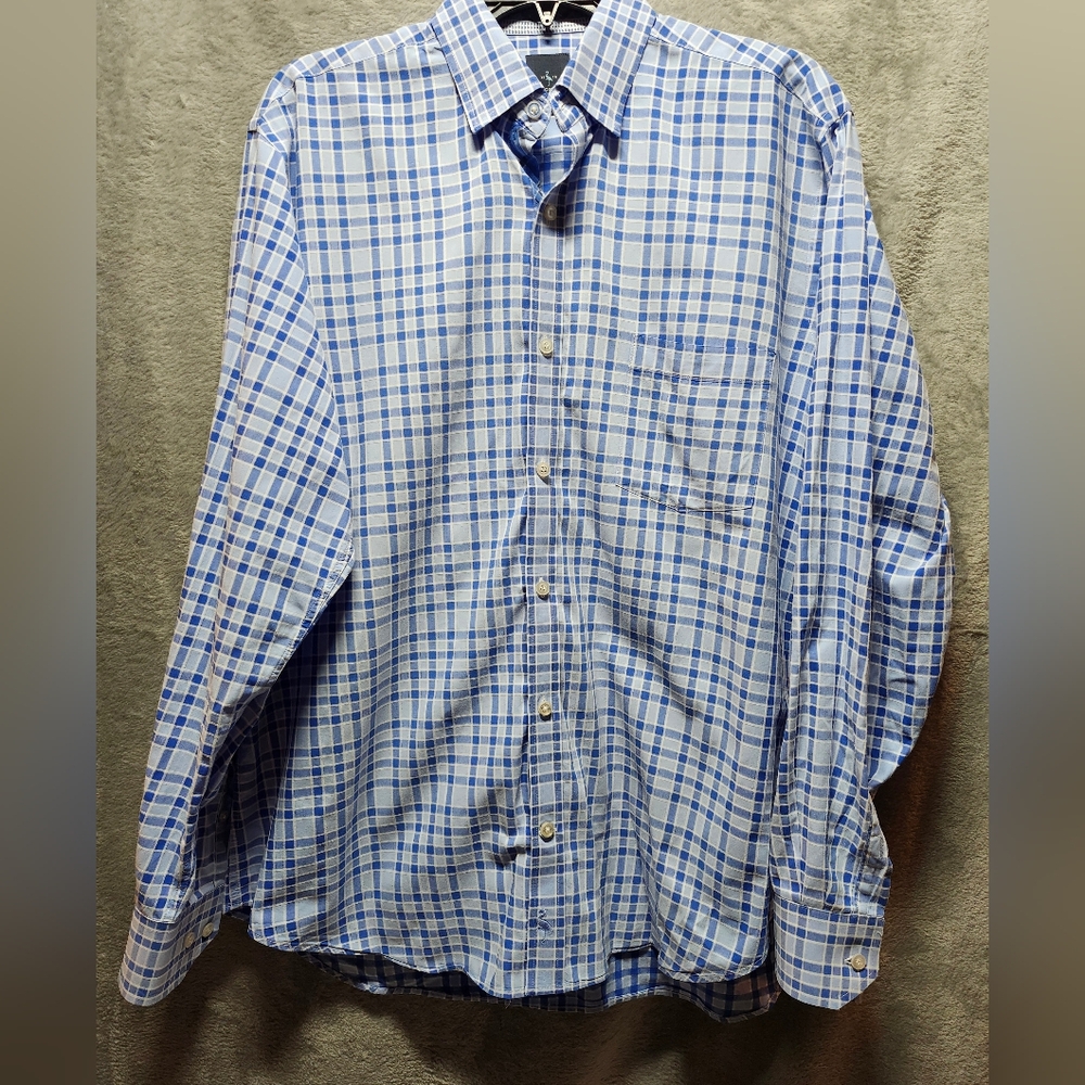 Mens TailorByrd collection button down dress shirt w contrast cuffs sz L